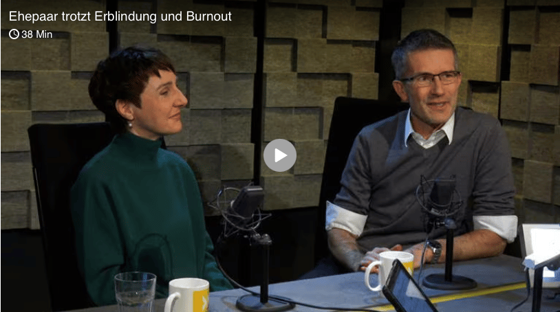 Martina und Martin Talamona im Radiostudio von SWR 1